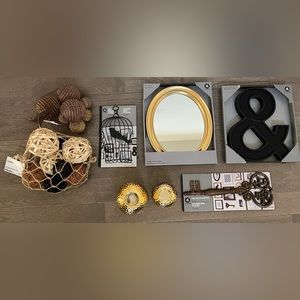 Home Decor Wall Gallery & Accessory